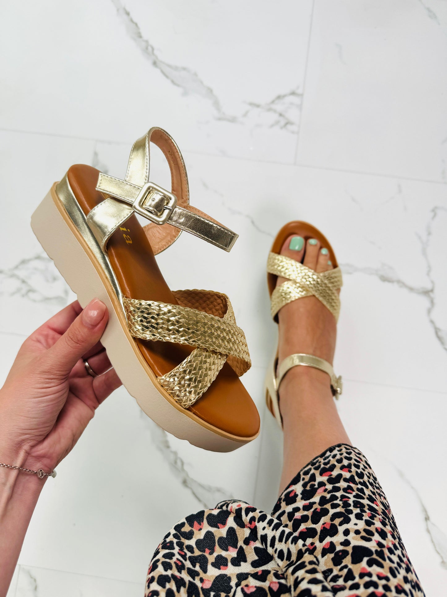 Esma Gold Sandal